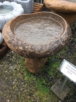 Image Ishi Bachi      (Stone Bowls)